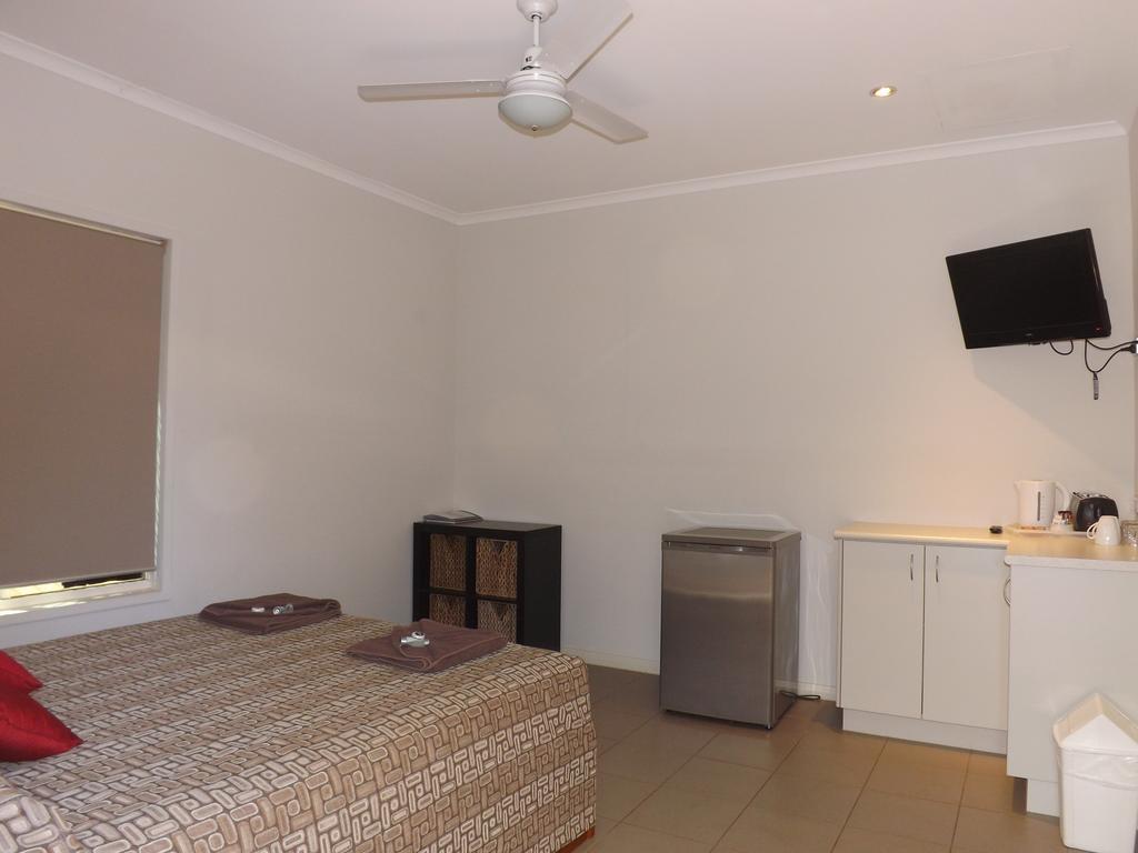 Derby Lodge Motel Pokoj fotografie