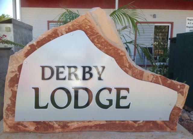 Derby Lodge Motel Exteriér fotografie
